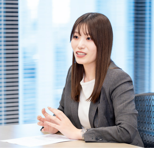 INTERVIEW05 お客さまの「人生の決断」に、本音で向き合う強さを。